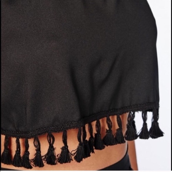 Tassel halter top - Picture 3 of 3